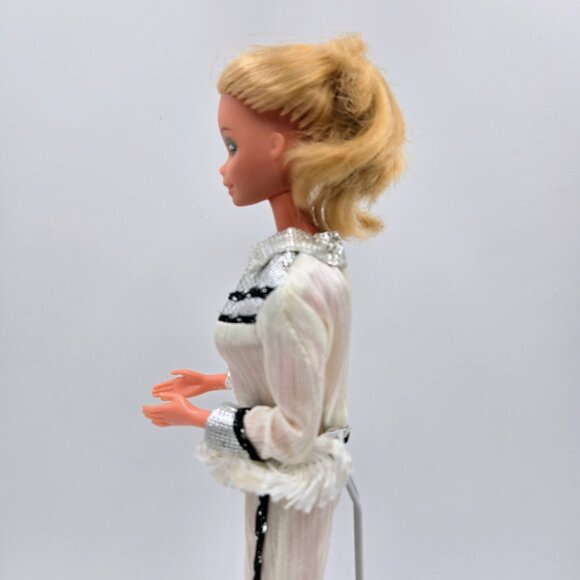 Vintage Western Barbie Winking Doll 1980 1757 Cowgirl Original Outfit Mattel Rea - Picture 8 of 16